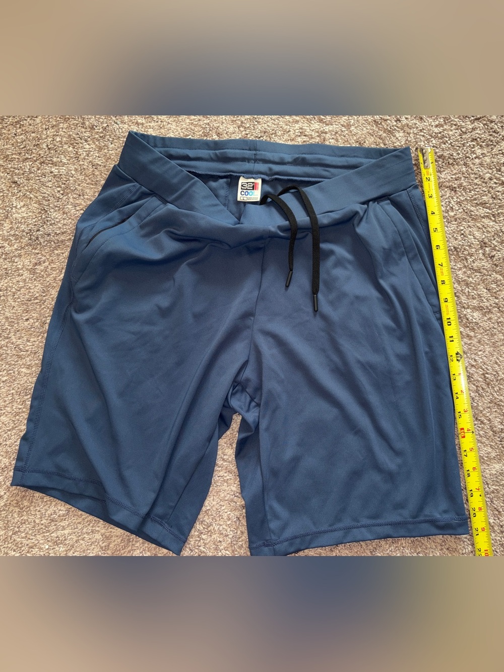 Men’s Large Navy Blue 32 Degrees Cool Shorts